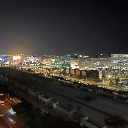 Stay At Shore Residences, Mall Of Asia Complex Stays By Pbyy Manila Exterior photo